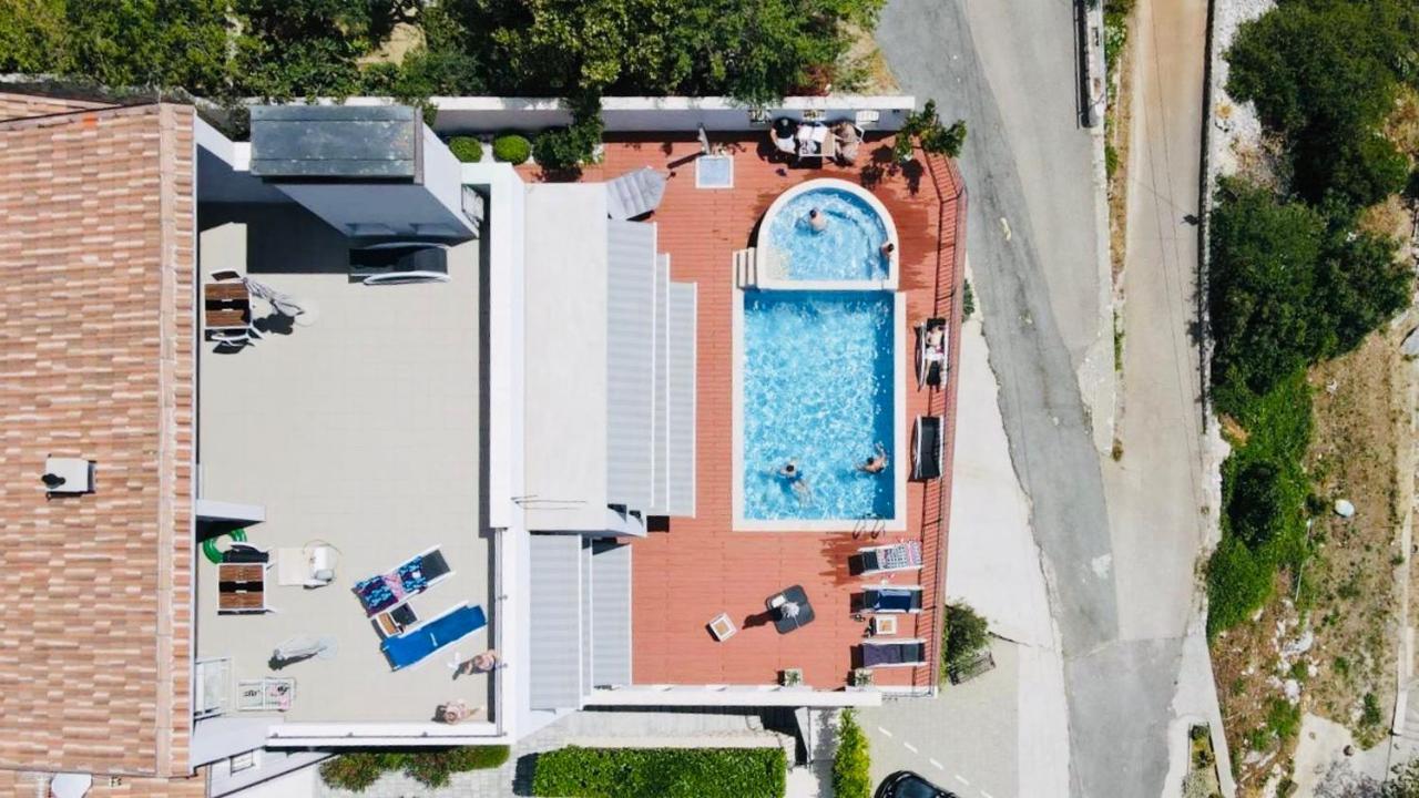 Apartments Villa Manda Novi Vinodolski Exterior foto